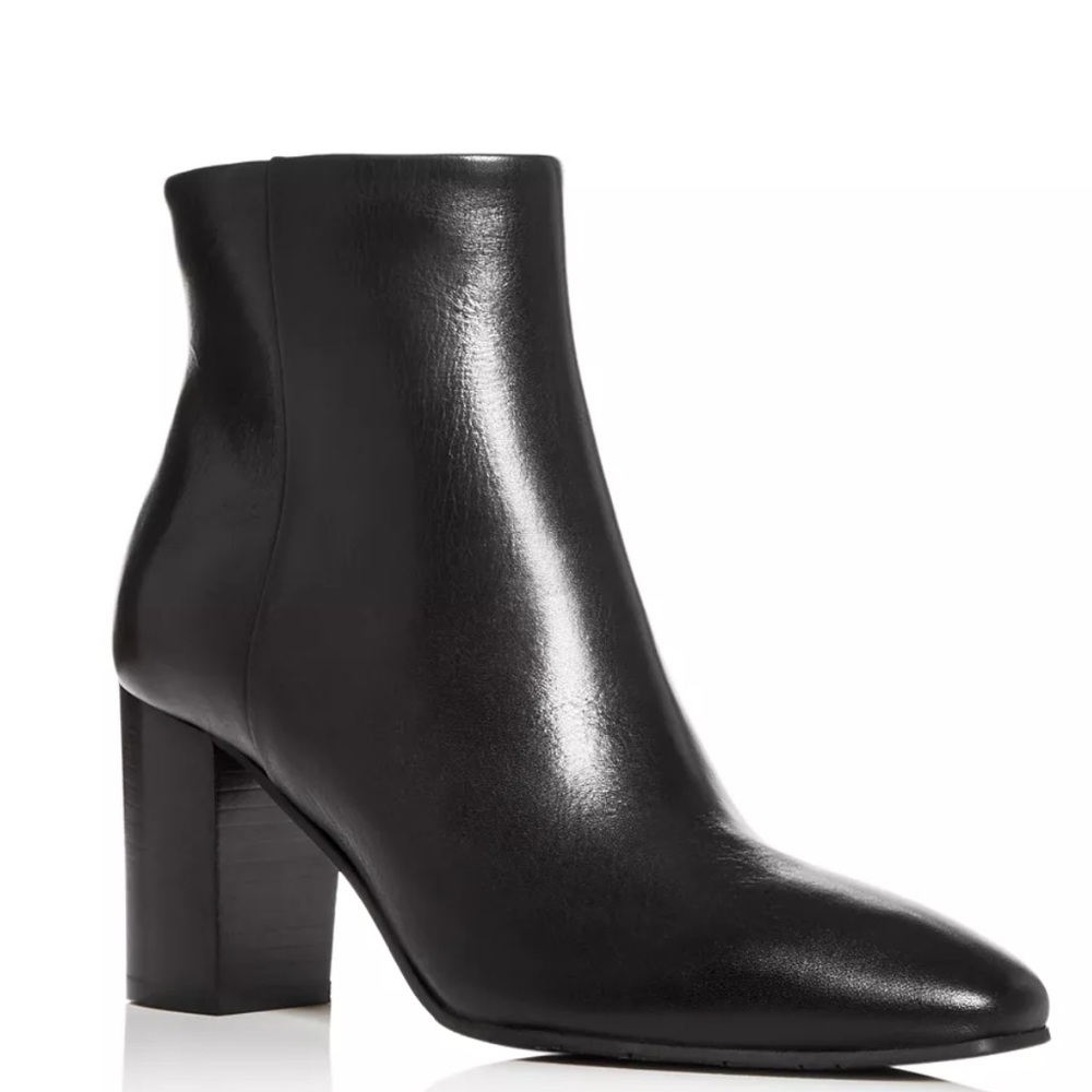 bloomingdale’s leather booties
size 38EU